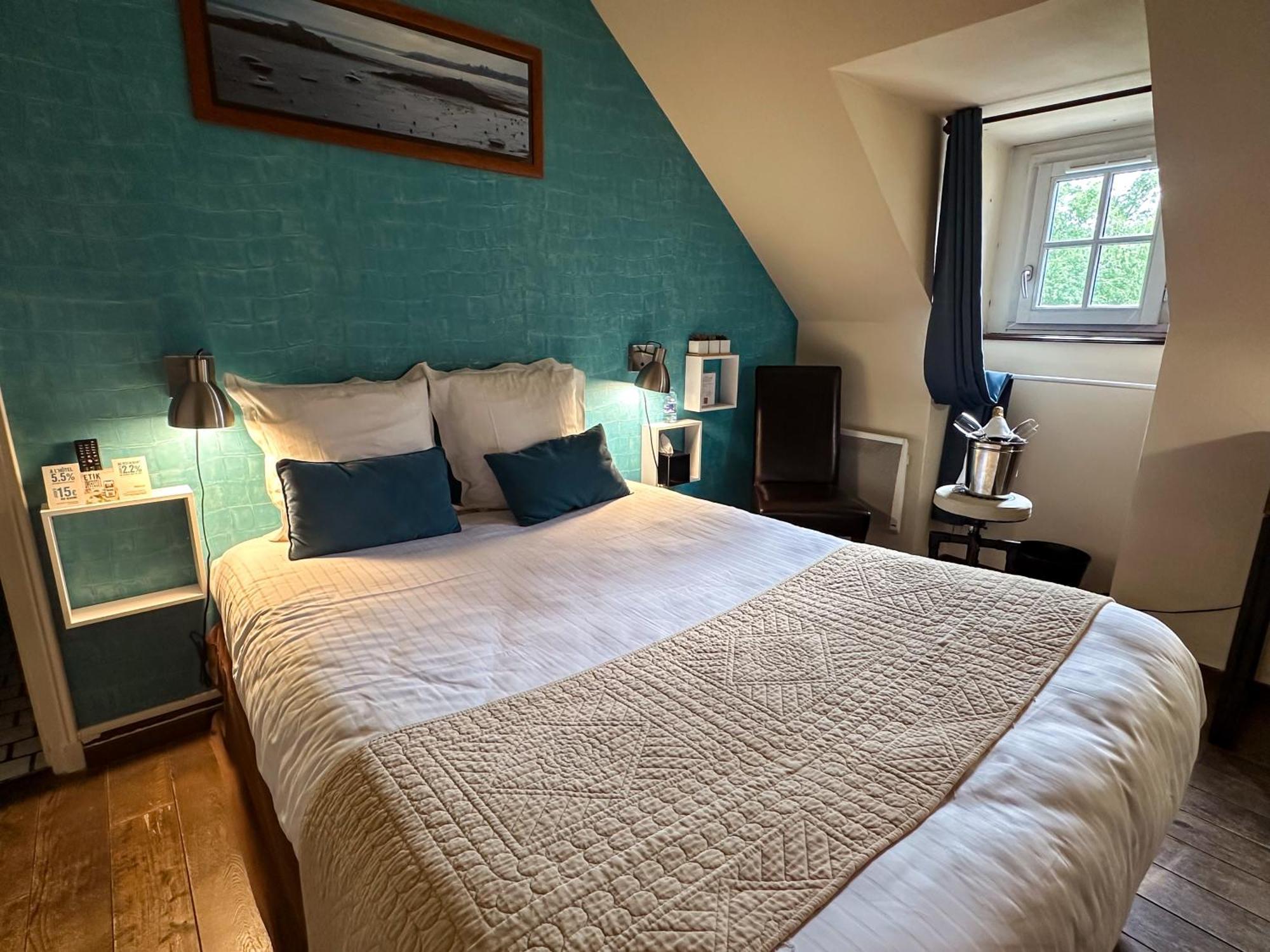 Logis Hotel Le Manoir Des Portes ランバル エクステリア 写真