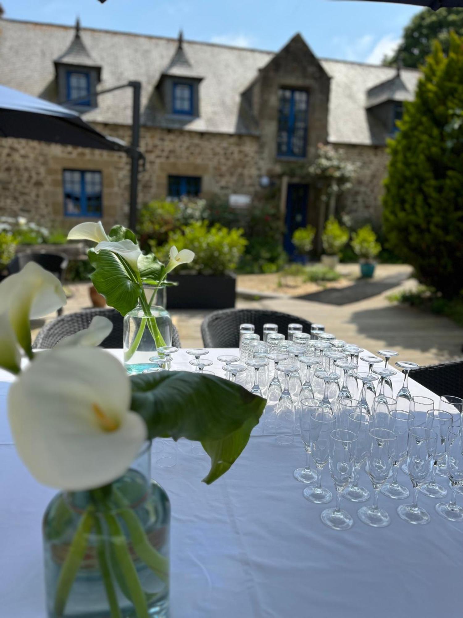 Logis Hotel Le Manoir Des Portes ランバル エクステリア 写真