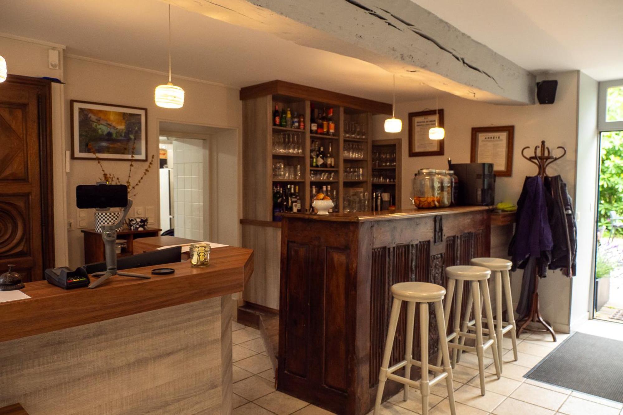 Logis Hotel Le Manoir Des Portes ランバル エクステリア 写真