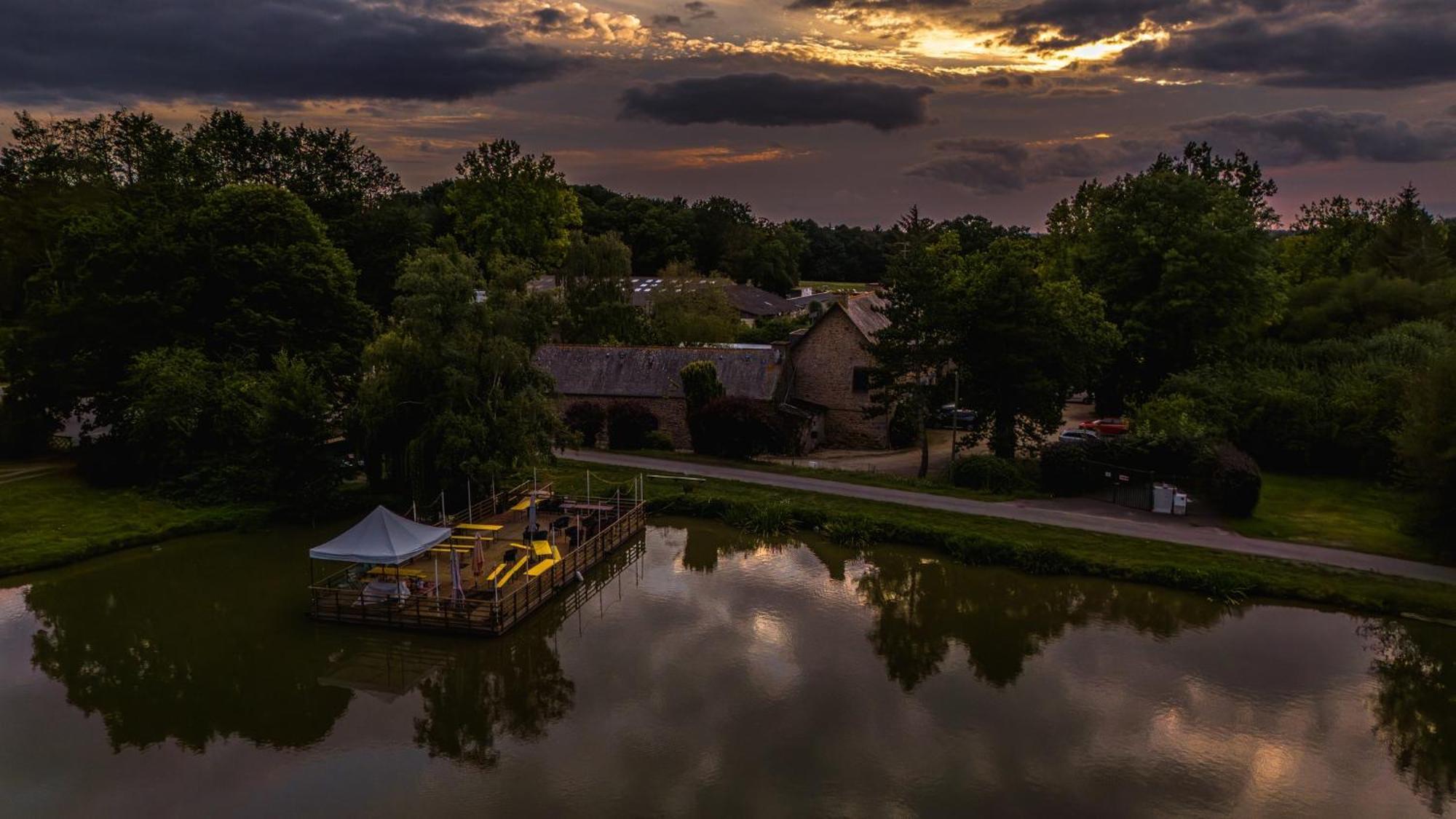 Logis Hotel Le Manoir Des Portes ランバル エクステリア 写真